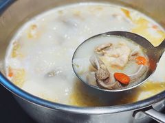 -煲王粤菜餐厅(中侨中心店)