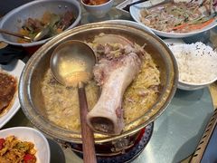 -关东小磨东北菜(上海长风大悦城店)
