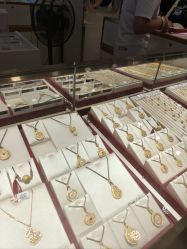 -安徽好百年珠宝城(宁国路店)