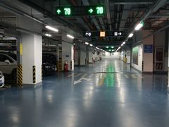 -君欣时代广场·停车场