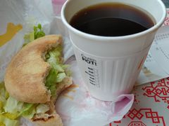 -麦当劳(乳山路店)
