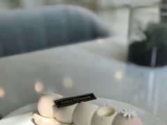 -Fridi Patisserie Cafe