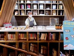 -钟书阁(松江泰晤士小镇店)