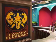 -疯克大象美式烤肉餐厅