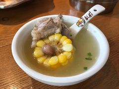 玉米花生炖龙骨-彭厨(武陵源店)
