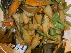 -鸿运大厨·大馅饺子·家常菜