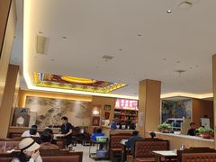 -梅利汴京烤鸭•开封豫菜地标店(东大街店)