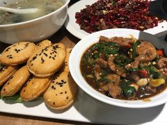 -蜀遇素兰中国菜