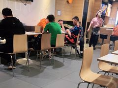 -麦当劳(世界城广场店)