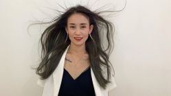 -变画·发型STUDIO