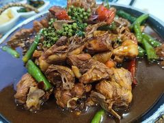 -八两八金·莱芜特色炒鸡(市南漳浦路店)