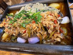 -宏兴烤鱼山庄(宣恩总店)