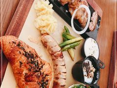 -Mark&Mars Restaurant