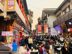 -南门头上美食街