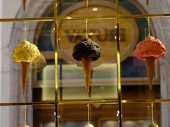 -Gelateria Dondoli