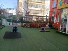 -小脚丫幼儿园(西二旗东一路校区)