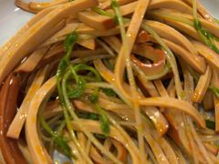 -亮欢寨酸汤鱼(沙冲路店)