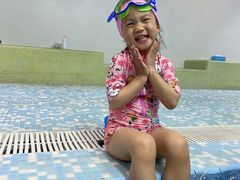 -爱睿思儿童早教亲子游泳(万象城店)
