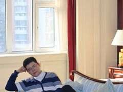 -深圳富苑皇冠假日套房酒店