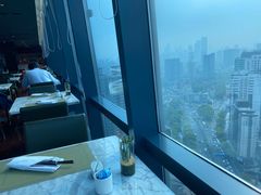 -上海龙之梦万丽酒店