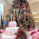 上海圣诞季🎄蝴蝶结圣诞树咖啡店✔️