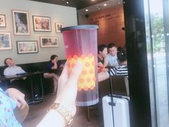 -星巴克(武汉欧利新天地店)