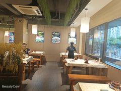 -湘小妹湖南土菜(南新路店)
