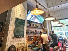 -Be Lived Cafe比例咖啡(摩天轮店)