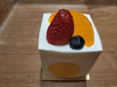 -罗森尼娜(德思勤店)