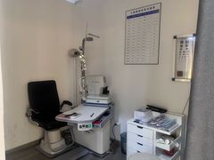 -康利眼镜·蔡司战略合作店(龙泉书房店)