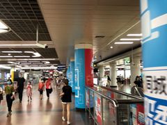 -公园前(地铁站)