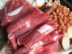 部队锅-MI WU FACTORY米屋美食工厂餐厅(绿地店)