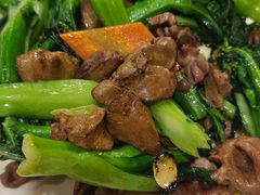 鸡杂炒菜心-荷香居(洞企石路店)