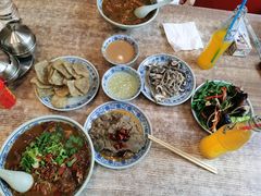 老北京炸灌肠-门框胡同百年卤煮(新街口店)