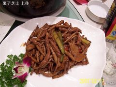 茶树菇牛柳-东华大学第一食堂(松江校区店)
