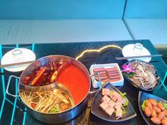 -唯爱KTV聚会餐厅(仙林东城汇店)