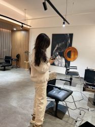 -C-18 SALON