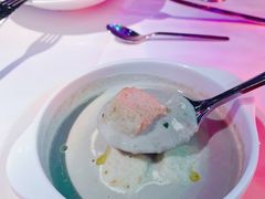 奶油蘑菇浓汤-上海宋城带餐秀·热情桑巴