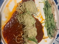 鸡丝拌面-桂满陇天书(南京德基旗舰店)