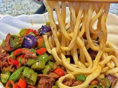 茄子肉丁小公鸡双拼拌面-文三里屯面馆(三里屯店)