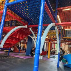 -动力星球家庭亲子游乐中心