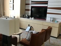 -国际青年会议酒店