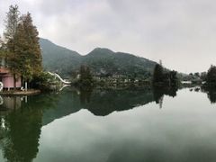 -江门古兜温泉小镇