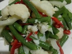 -穆豪麦蒸碗羊羔肉