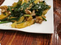 -正能量脆肉鲩火锅