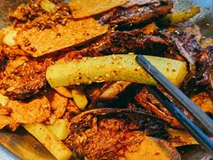 -嘎嘎鸭下巴·爆辣干锅(明教寺店)