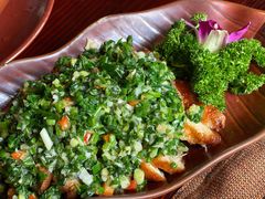 大理风味葱椒鸡-花马天堂云南餐厅 Lost Heaven(外滩店)