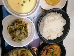 -老娘舅餐厅(黄龙体育中心店)