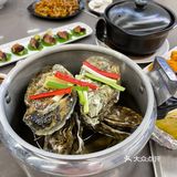 工业风海鲜宵夜大排档