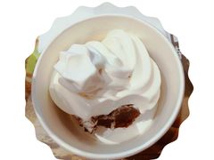 黑芝麻熔岩黑巧克力蛋糕-汉堡王(金鹰天地广场店)